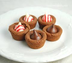 They are super easy to make, taste delicious and look so festive! Hershey Mint Kiss Cookie Cups