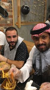 وليد سعيد Di Twitter نبارك للكابتن وليد باخشوين أفتتاح مطعم منطقة الجمبري بحضور نجوم الأهلي نسأل الله له التوفيق الملكي