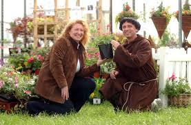 Charlie was famous for going braless on groundforce pic: Groundforce Star Charlie Dimmock Brought Crowds To Garden Festival Lancashire Telegraph