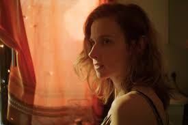 vor allem wenn plötzlich eine dritte Person auftaucht.