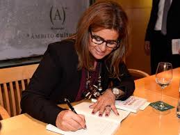 Veja o que claudia borges (clauborges3) descobriu no pinterest, a maior coleção de ideias do mundo. Fotos Claudia Borges Apresenta O Livro Tudo Muda Num Instante