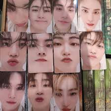 Project SEKAI Colorful Stage! Sega Lucky Lottery Fluffy Badge Kaito MORE  MORE JUMP Project SEKAI COLORFUL STAGE Acrylic Stand Luckey KUJI SEGA