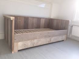 bedbank van steigerhout uitschuifbaar naar 2persoons ksk steigerhout bedbank meubel ideeen thuisdecoratie