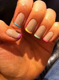 A decoração das unhas no estilo francesinha esta em alta e cada vez mais as mulheres estão entrando nesta moda. Unhas Francesinhas 78 Inspiracoes Lindas Para Decorar As Unhas
