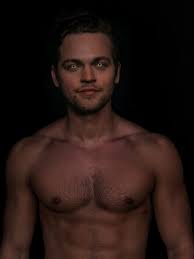 Image tagged with fanart, hot, hot celebs – @klausmikaelsonisdaddy on Tumblr