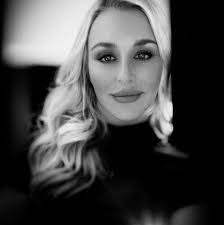 Crystal Clear's Instagram, Twitter & Facebook