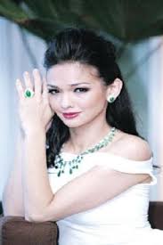 Over 80% new & buy it now; Gila Gila Pengantin Remaja 2004 Trakt Tv