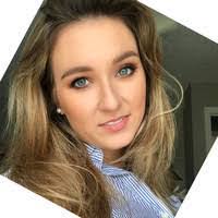 Alexandra Crooks's Instagram, Twitter & Facebook