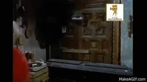 Título original hermelinda linda año 1984 duración 92 min. Hermelinda Linda Pelicula Completa 1984 Cine Mexicano Hd On Make A Gif
