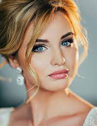Pretty skincare bambus peeling unser pretty face andi mo ist jetzt gereinigt und noch etwas schöner als sonst! Pin By John Johnson On Beauty Beauty Girl Most Beautiful Faces Beautiful Eyes