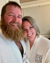 This hot weather has me dreaming about cool fall mornings…….A quick and  windy 600 in the corn! #gotem #snowgeese #snowgoose #kleinoutdoors  #snowgoosehunting #bigpiles #longlines #snow #whitestateofmind