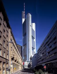 Norman Foster Commerzbank Tower Frankfurt Germany 259 Metrow Do 2003 Najwyzszy Budynek W Europi Norman Foster Architecture Norman Foster Architecture Photo