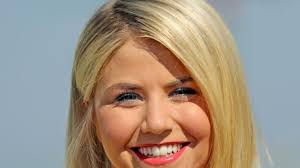 In den letzten wochen machte die schweizer powerfrau beatrice egli ihre fans mächtig neugierig, denn immer wieder kündigte sie an, dass neue songs „in der mache sind. Beatrice Egli Playboy Fans Haben Diesen Heissen Wunsch News De