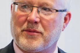 Doug Gustafson's Instagram, Twitter & Facebook