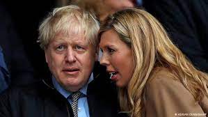 Boris johnson rules out a full lockdown right now as he launches new tiers of restrictions in boris johnson has said the uk's increasing number of coronavirus cases is flashing at us like dashboard. Heimliche Heirat Boris Johnson Sagt Yes Aktuell Europa Dw 30 05 2021