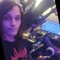 Mark Botelho's Instagram, Twitter & Facebook