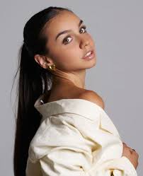 Hello! My name is Joan fleming and I am a model in the Melbourne area. I am  just posting myself