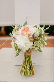 Shop for cheap wedding flowers? Country Themed Wedding Flowers