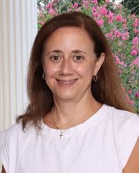 Meet Ashley Franks '92, one of our new School Nurses! 🏥 A proud McGehee  alumna and 14-Year Club member, Ashley is a mom of three, including Piper  '22, and enjoys LSU football,