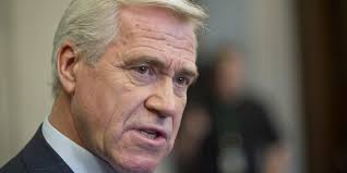 Grits prepare for heated caucus retreat