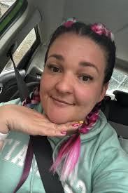 Please drop us a message for your free quote today  https://www.facebook.com/LDDSERVICES Services we provide ▪︎Tree surgeon  ▪︎Garden maintainence ▪︎house removals ▪︎waste removals ▪︎garage clearances  ▪︎House clearances ▪︎office clearances ...