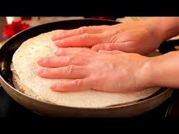 4 Pains Pita Et Ce Que Vous Trouverez Dans Le Refrigerateur A S En Lecher Les Doigts Savoureux Tv Youtub Lebensmittel Essen Fladenbrot Schnelle Mahlzeiten