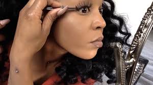 How to Clean Your Fake Eyelashes the Right Way