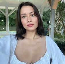 Jenna Swan's Instagram, Twitter & Facebook