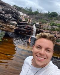 Cachoeiras de sentimentos para lavar minha alma…✨