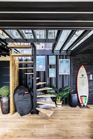 Cette Maison Container Est Francaise Et Realisee En Autoconstruction Oui C Est Possible Planete De En 2020 Maison Container Contener Maison Plans Maison Container