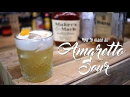 Hands Down The Best Amaretto Sour Recipe You Will Come Across Originally From Renowned Bartender And Cockt Amaretto Sour Sour Cocktail Amaretto Sour Cocktail