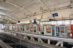 Chow kit is recognized as one of malaysia's most famous landmarks as it is located near to majlis agama islam chow kit trade center will definitely draw a big crowd of people consisting of tourists. Chow Kit Monorail Station Mr10 At 14 58 Kuala Lumpur Malaysia