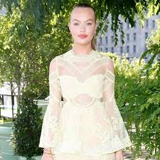 Whoop whoop 🥳 unser take me out xxl steckt eben voller überraschungen! Rocco Stark Jetzt Sucht Er Im Tv Nach Der Grossen Liebe Gala De