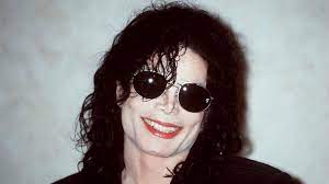August 1958 geborene michael jackson. Michael Jackson So Feiert Sein Sohn Blanket Jackson Seinen 18 Geburtstag Brigitte De