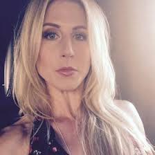 Alice Halvorson (alorama)