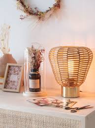 Lampe En Rotin Et Metal Dore Saou Maisons Du Monde En 2020 Lampe Rotin Maison Du Monde