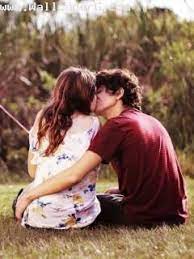 Download Sweet Love Couple Kissing Romantic Wallpapers For Your Mobile Cell Phone Couples Images Romantic Wallpaper Cute Couples