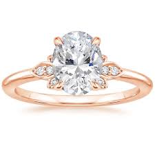 Oval cut engagement rings look beautiful in an array of metal types, including yellow and white gold as well as rose gold and durable platinum. Trending Rose Gold Oval Engagement Rings Brilliant Earth Blog