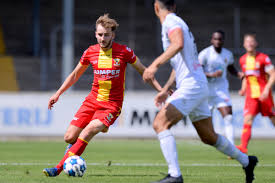 It also contains a table with average age, cumulative market value and average market value for each player position and overall. Former Aberdeen Youngster Frank Ross Finds Dutch Courage At Go Ahead Eagles Heraldscotland