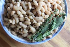 Also, great northern beans are as high in protein, vitamins, and minerals as navy beans, so you're sure to get almost the same nutritional value . Instant Pot Great Northern Beans