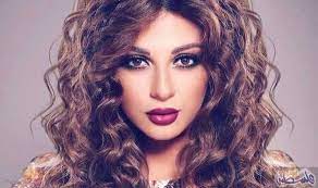 الفنانة اللبنانية ميريام فارس تغني لجمهورها في حفل الإمارات Pretty Hairstyles Hair Makeup Long Hair Styles