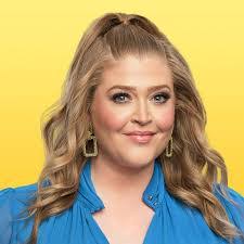 Meredith Shaw's Instagram, Twitter & Facebook