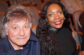 Cheryl Deshields's Instagram, Twitter & Facebook