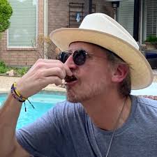 Marshall Wright (@handsomebacon)