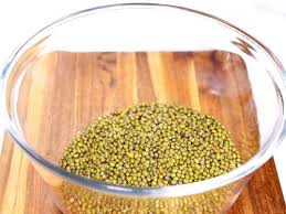 If the beans are given more time to mature, the pods will become more stringy and develop a tough outer skin. Mung Bean Sprouts How To Sprout Mung Beans Swasthi S Recipes