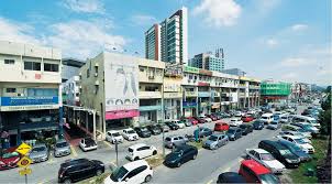 Uptown is made up of a variety of choices, of options, of diversity that comes in all shapes and sizes. What S The Draw At Uptown Edgeprop My