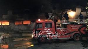 Singkat cerita, jam 17.00 wib dan hujan turun lagi. Pabrik Sepatu Pt Intidragon Suryatama Di Kota Mojokerto Terbakar Tribunnews Com Mobile