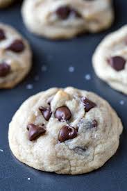 The best chewy chocolate chip cookies. Easiest Chocolate Chip Cookie Recipe I Heart Eating