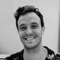 Efren Corona's Instagram, Twitter & Facebook