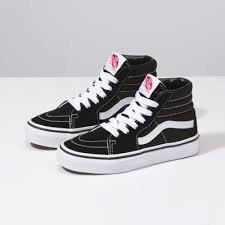 Black And White Vans Shoes For Girls Kids Sk8 Hi Shop Kids Shoes At Vans Girls Shoes Kids Kid Shoes Girls Shoes